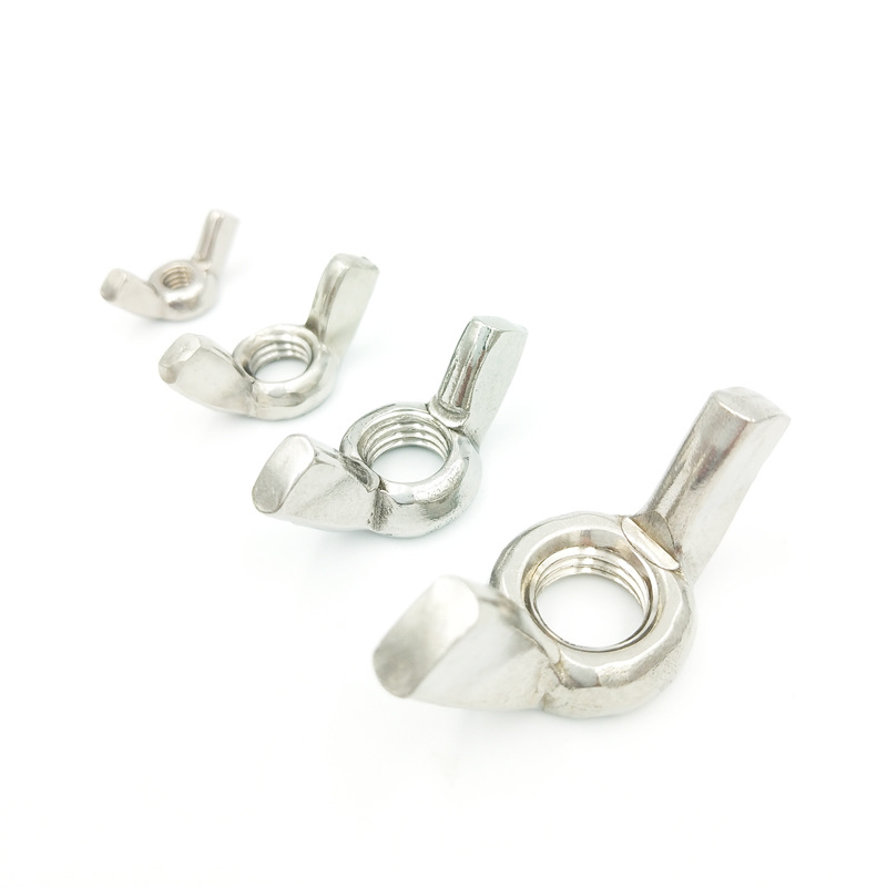 Qual è la funzione di un dado a farfalla DIN 315?